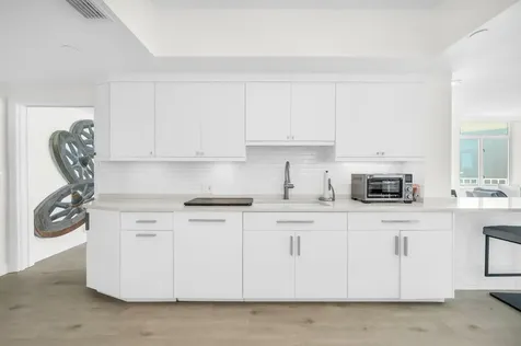 300 Se 5th Avenue Boca Raton FL 33432
