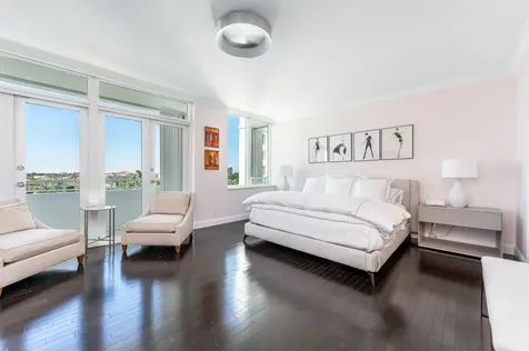 300 Se 5th Avenue Boca Raton FL 33432