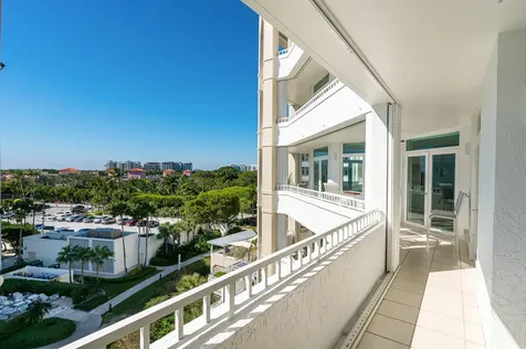 300 Se 5th Avenue Boca Raton FL 33432