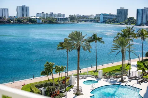 300 Se 5th Avenue Boca Raton FL 33432