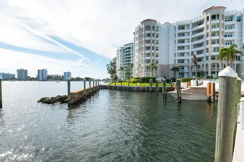 300 Se 5th Avenue Boca Raton FL 33432