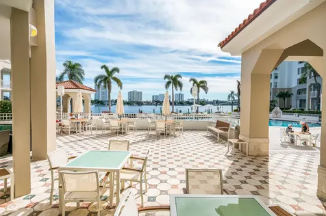 300 Se 5th Avenue Boca Raton FL 33432