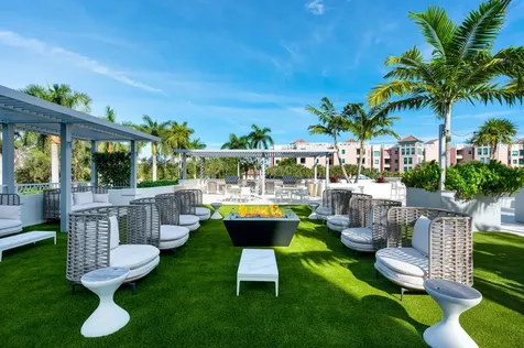 300 Se 5th Avenue Boca Raton FL 33432
