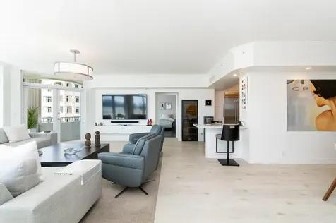 300 Se 5th Avenue Boca Raton FL 33432