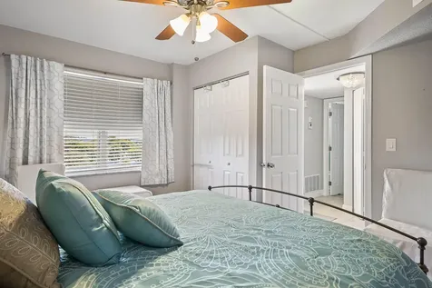 3951 Via Poinciana Lake Worth FL 33467
