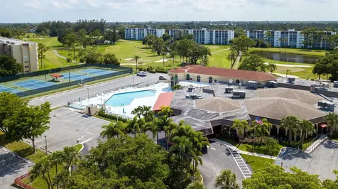 3951 Via Poinciana Lake Worth FL 33467
