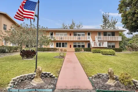 60 Camden C West Palm Beach FL 33417