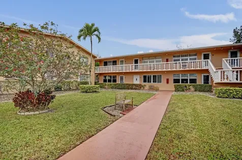 60 Camden C West Palm Beach FL 33417