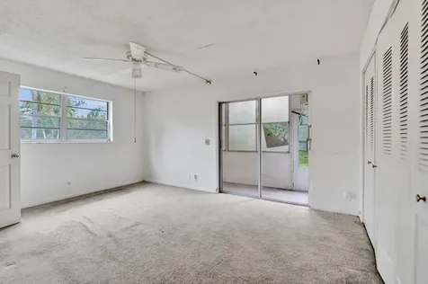 60 Camden C West Palm Beach FL 33417