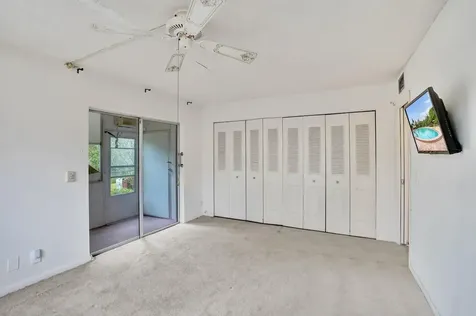 60 Camden C West Palm Beach FL 33417