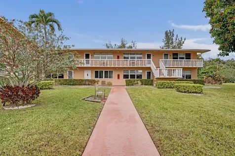 60 Camden C West Palm Beach FL 33417