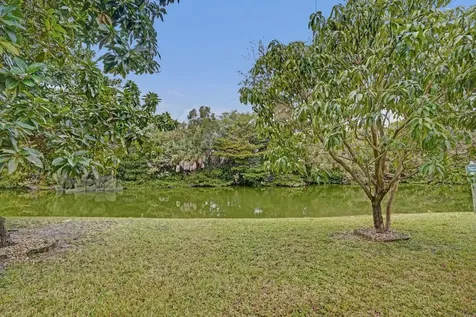 60 Camden C West Palm Beach FL 33417