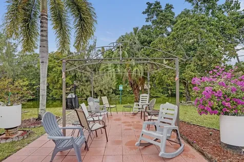 60 Camden C West Palm Beach FL 33417
