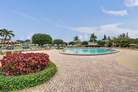 60 Camden C West Palm Beach FL 33417