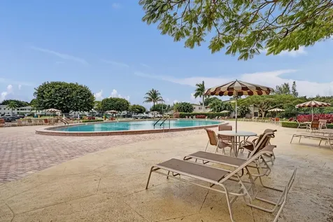 60 Camden C West Palm Beach FL 33417