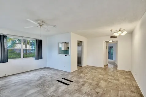 60 Camden C West Palm Beach FL 33417