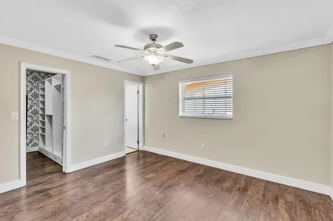 2171 NW 84th Way Sunrise FL 33322