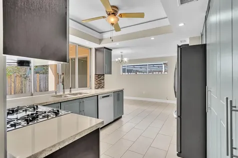 2171 NW 84th Way Sunrise FL 33322