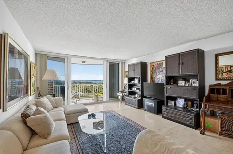 2295 S Ocean Boulevard Palm Beach FL 33480
