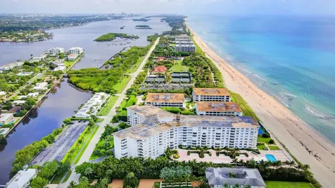 2295 S Ocean Boulevard Palm Beach FL 33480
