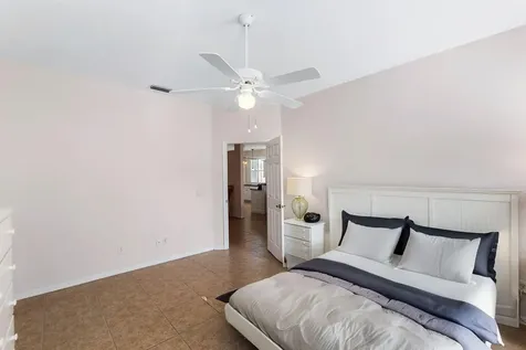 245 Nw Zanzibar Place Port Saint Lucie FL 34986