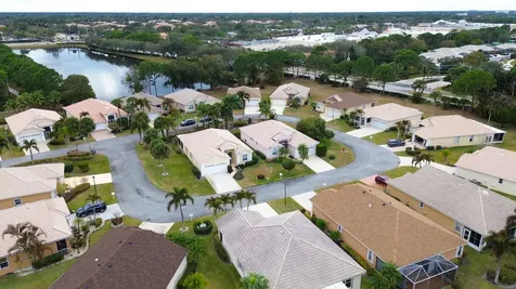 245 Nw Zanzibar Place Port Saint Lucie FL 34986