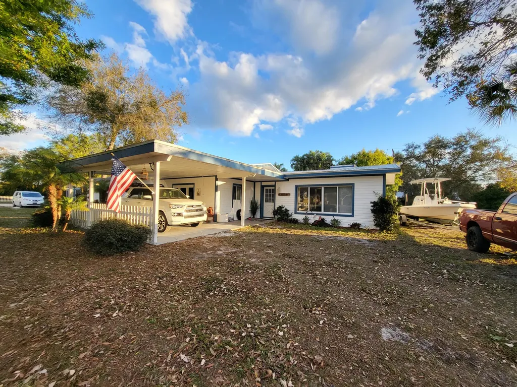 203 Melton Drive Fort Pierce FL 34982