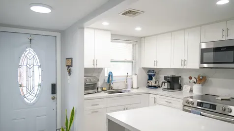 8285 Sunrise Lakes Boulevard Sunrise FL 33322