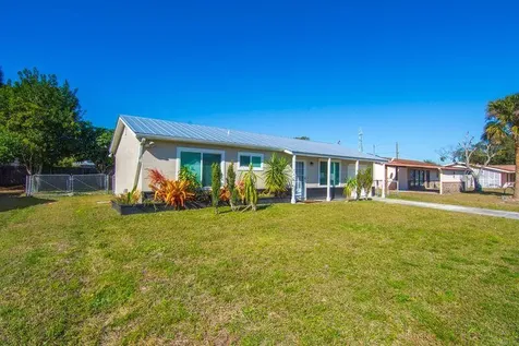 918 Schumann Drive Sebastian FL 32958