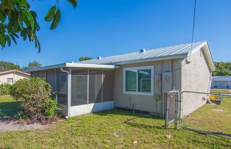 918 Schumann Drive Sebastian FL 32958