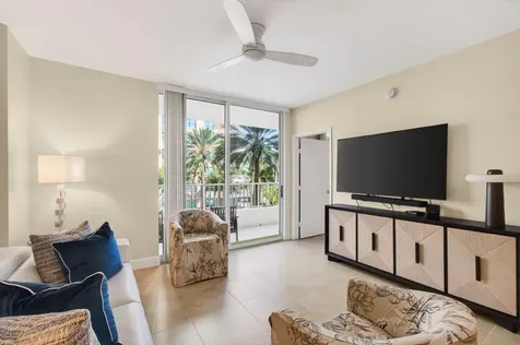 625 Casa Loma Boulevard Boynton Beach FL 33435