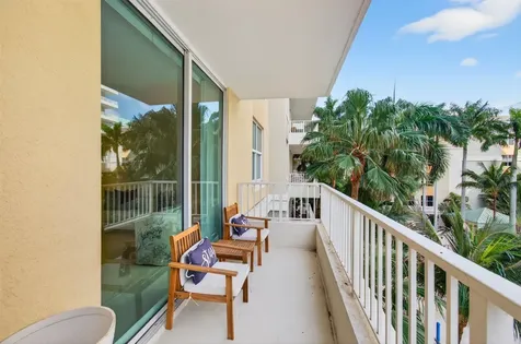 625 Casa Loma Boulevard Boynton Beach FL 33435