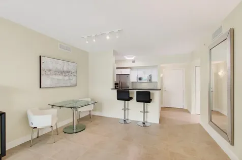 625 Casa Loma Boulevard Boynton Beach FL 33435