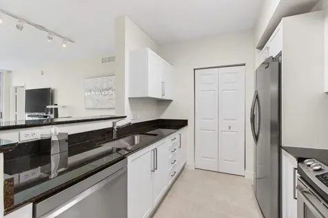 625 Casa Loma Boulevard Boynton Beach FL 33435