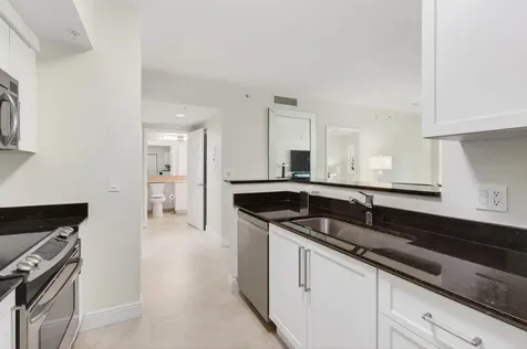 625 Casa Loma Boulevard Boynton Beach FL 33435