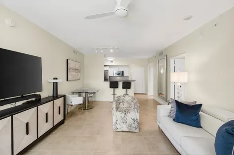 625 Casa Loma Boulevard Boynton Beach FL 33435