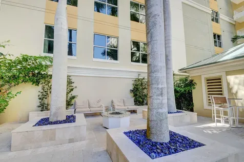 625 Casa Loma Boulevard Boynton Beach FL 33435