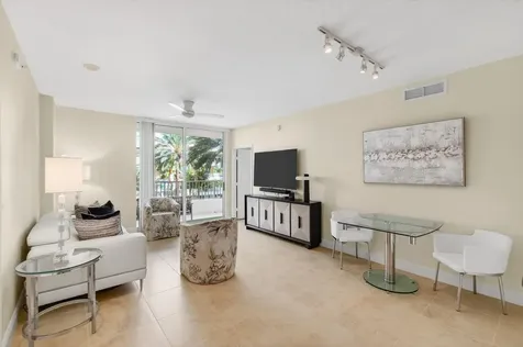 625 Casa Loma Boulevard Boynton Beach FL 33435