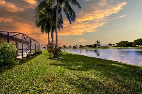 5540 Muirfield Village Circle Lake Worth FL 33463