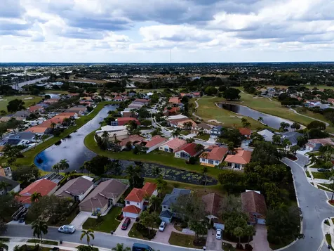 5540 Muirfield Village Circle Lake Worth FL 33463