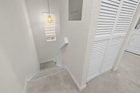 6052 Sw 19th Street North Lauderdale FL 33068
