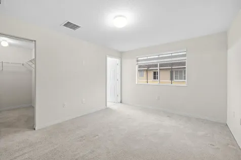 6052 Sw 19th Street North Lauderdale FL 33068