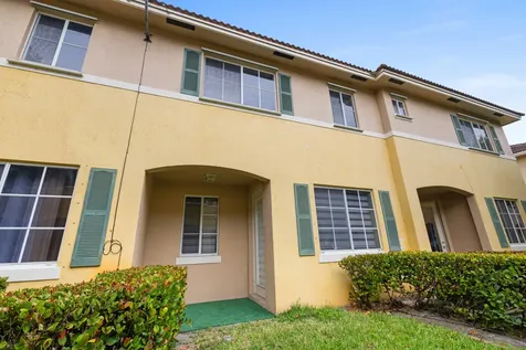 6052 Sw 19th Street North Lauderdale FL 33068