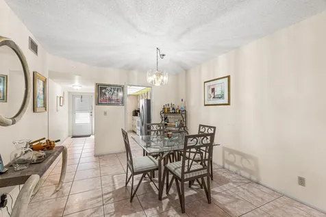 2700 Sw 22nd Avenue Delray Beach FL 33445