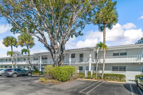 2700 Sw 22nd Avenue Delray Beach FL 33445