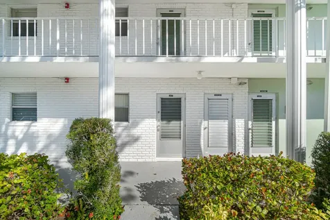 2700 Sw 22nd Avenue Delray Beach FL 33445