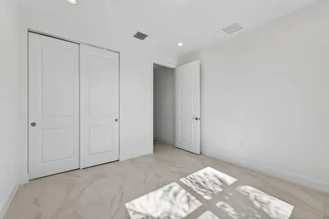 13589 Sw Brightside Way Port Saint Lucie FL 34987