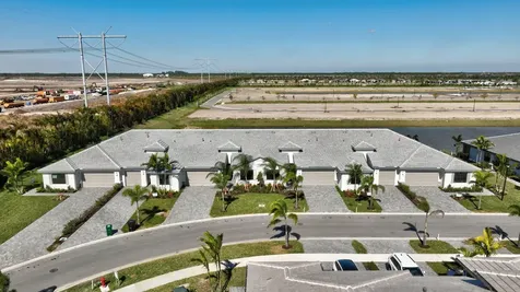 13589 Sw Brightside Way Port Saint Lucie FL 34987