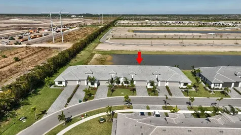 13589 Sw Brightside Way Port Saint Lucie FL 34987