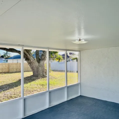442 Sw Lucero Drive Port Saint Lucie FL 34983